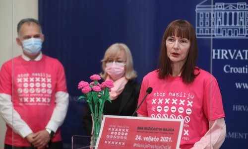 Odbor za obitelj, mlade i sport: U porastu vršnjačko nasilje putem društvenih mreža