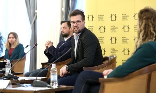 Okrugli stol: Govor mržnje u elektroničkim medijima najčešći je u komentarima čitatelja