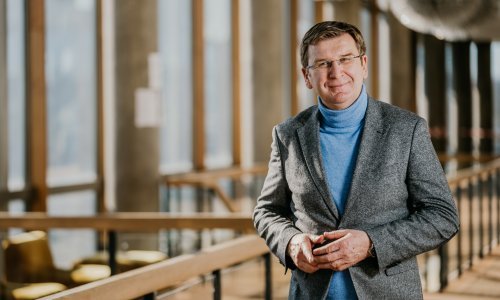 Mirko Boch: 'Teško je i izazovno, ali se ne bojimo tih izazova i mislimo baš sada kada je najteže svi mi moramo pokazati koliko volimo glazbu i naše glazbenike, grad i Zagrebačku filharmoniju'