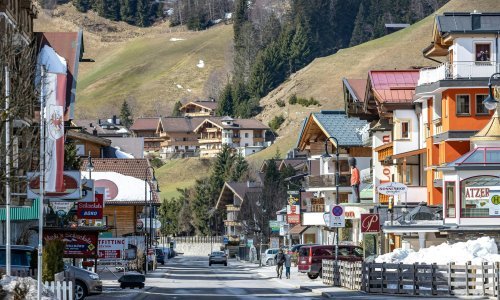 Gradić u Tirolu u karanteni; epidemiolozi zabrinuti brzinom širenja zaraze