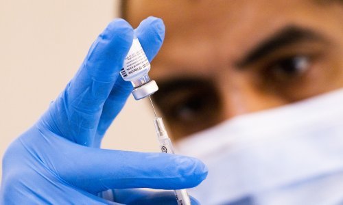 Britanska znanstvenica: Bit će potrebno docjepljivanje protiv covida-19