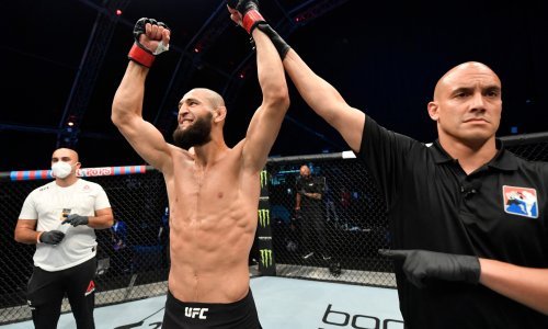 Neporažena zvijezda UFC-a šokirala objavom na društvenim mrežama: Možda će vas ovo uznemiriti, mislim da sam gotov...