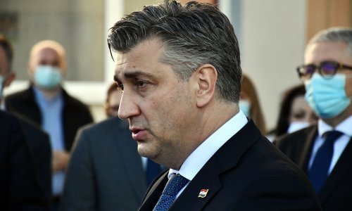 [VIDEO/FOTO] Plenković obišao novu pedijatriju u Sl. Brodu: Projekt je vrijedan 12 milijuna kuna, radit će šest timova