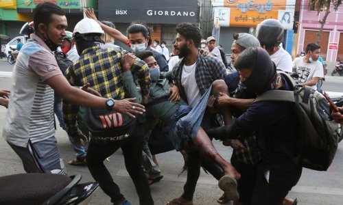 Mjanmarske sigurnosne snage pucaju na prosvjednike: devet ubijenih