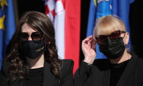 Obitelj Milana Bandića: 'Molimo sveopću javnost da ga poštedi medijskog linča'