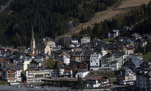Tirol zahvaćen južnoafričkom varijantom virusa, stižu dodatne doze cjepiva