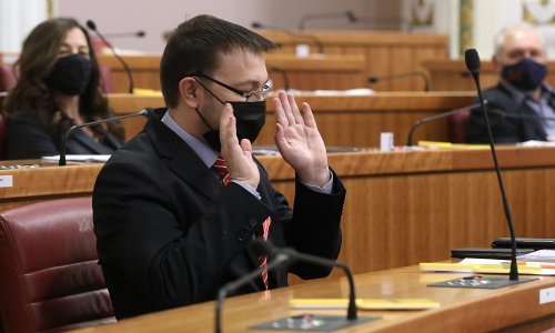 Bauk prozvao Jandrokovića: Povrijedio je poslovnik kad je predsjedniku vratio prijedlog kandidatkinje za Vrhovni sud