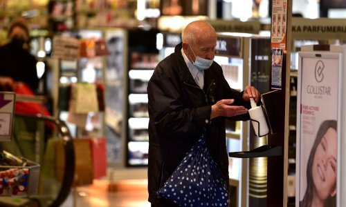 Slovenija eksperimentalno, na tjedan dana otvara terase kafića u dvije od 12 regija