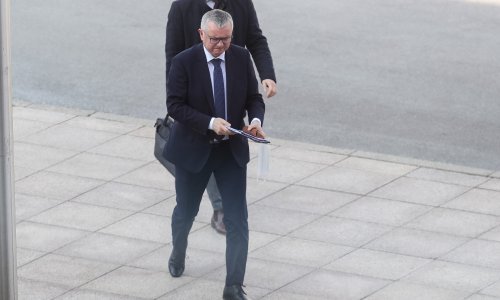 Oslobađanje plaćanja najamnine za potresom oštećene državne nekretnine