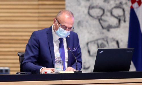 Hrvatska prosvjeduje protiv uvođenja bunjevačkog kao službenog jezika u Subotici