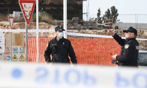 [FOTO/VIDEO] Na gradilištu u Šibeniku pronađena eksplozivna naprava; policija ogradila teren, stigli i pirotehničari