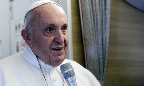 Papa doputovao u povijesni posjet Iraku