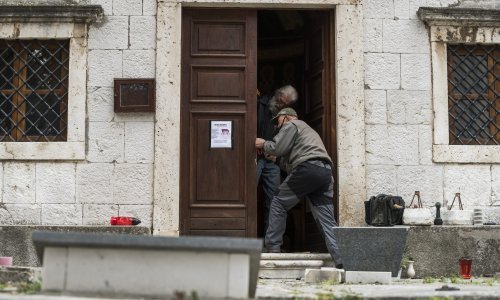 [FOTO/VIDEO] Provaljeno u pravoslavnu crkvu u Šibeniku, pričinjena šteta, o svemu se oglasio Boris Milošević