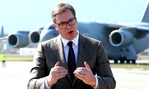 Vučić se ispričao istarskim vinarima jer je kazao da je 'malvazija odvratno vino i nitko ga ne može piti'