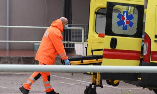 U okolici Đurđevca automobilom naletio na dijete koje je hitno prevezeno u bolnicu