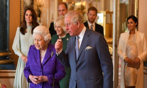 Kraljica Elizabeta uoči intervjua Meghan Markle i princa Harryja poslala znakovitu poruku javnosti