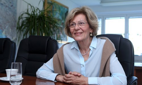 Mirjana Rakić: 'Žene imaju izuzetno tešku ulogu, jako je teško uskladiti sva očekivanja i obaveze i pritom ne žrtvovati nešto do čega ti je jako stalo - poput ljubavnog života'