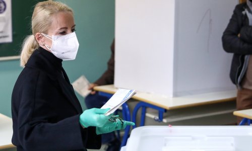 Epidemija u BiH se nastavlja širiti; Sebija Izetbegović: Ne čeka nas ništa dobro, stvari se ne mijenjaju nabolje