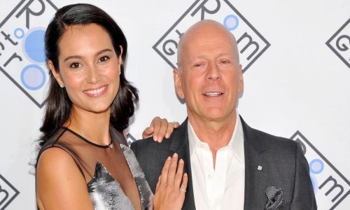 Iskrena čestitka za 12 godina braka: Supruga Brucea Willisa voli do mjeseca i nazad, premda bi ga nekad ostavila tamo