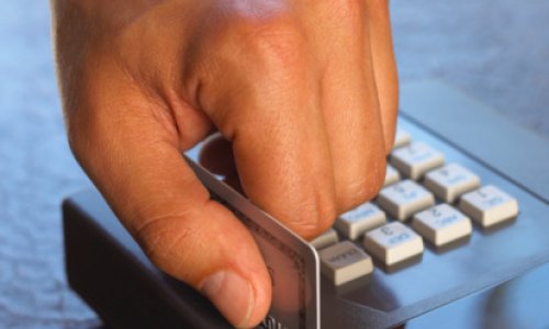 S&P snizio rejtinge austrijskom osiguravatelju UNIQA