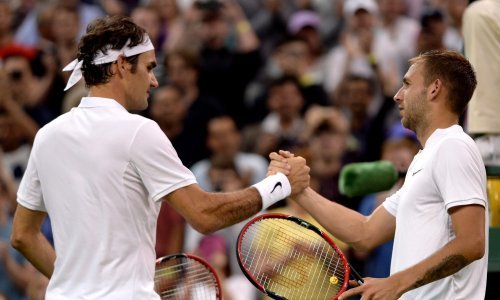Nakon 14 mjeseci i dva operativna zahvata vratio se teniski velikan Roger Federer; Švicarac slavio u napetom meču