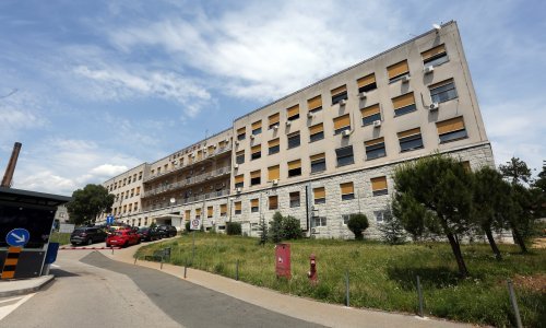 Prva operacija aorte uz uvođenje stenta u djece u riječkome KBC-u