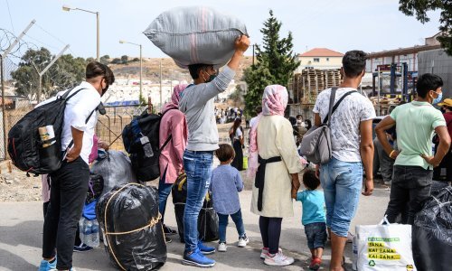 Hrvatska će zbrinuti 13 migrantske siročadi; 12 djevojčica i jedno novorođenče koje dolazi s grčkih otoka