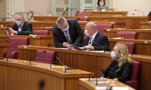 Nađi: Godinu dana nakon zagrebačkog potresa ništa se ne događa