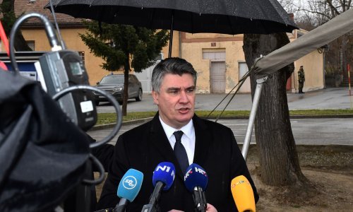 Milanović: Nije dobro ako su iza inicijative o 'bunjevačkom' vlasti u Beogradu
