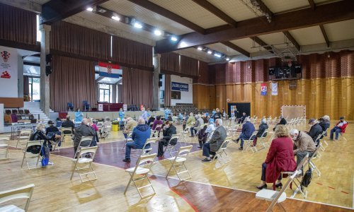 Nakon Uskrsa konačno kreće masovno cijepljenje Zagrepčana: Plan je cijepiti 6000 građana dnevno, a ima li cjepiva?