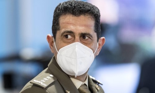 Cijepljenje u Italiji preuzeo vojni general: 'Cijepit ćemo 500.000 ljudi dnevno'