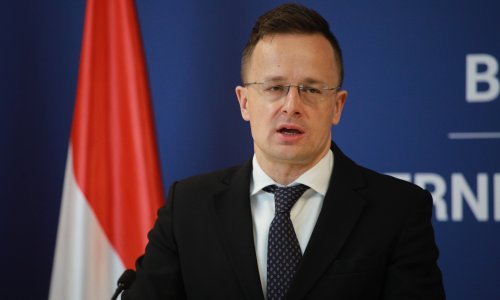 Szijjarto: Covid putovnice ne smiju biti diskriminatorske, treba uvažiti sva cjepiva