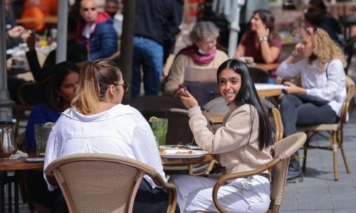 Život se u Izraelu normalizirao, pogledajte kako to izgleda kada cijepite četiri milijuna ljudi