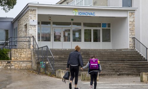 Škole u Istri od ponedjeljka ponovno na daljinu, osim razredne nastave