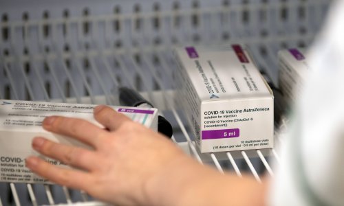 Britanija: Ukupno sedam umrlih od krvnih ugrušaka nakon cijepljenja AstraZenecom