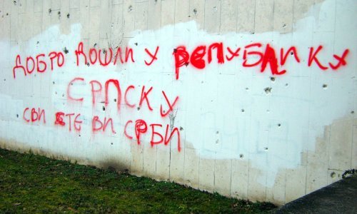 U Vukovaru niz vandalizama po obiteljskim kućama i automobilima: Osvanuo natpis 'Srbija' i četiri slova 'S'