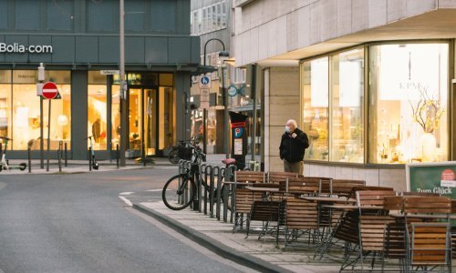 Istraživanje: U Njemačkoj većina podržava otvaranje restorana i hotela tijekom Uskrsa