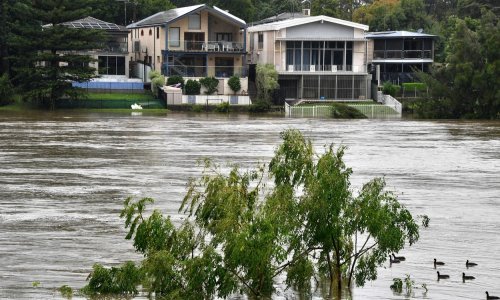 [FOTO] Potopljene ceste, mostovi, kuće... Tisuće ljudi u Australiji evakuirane zbog velikih poplava