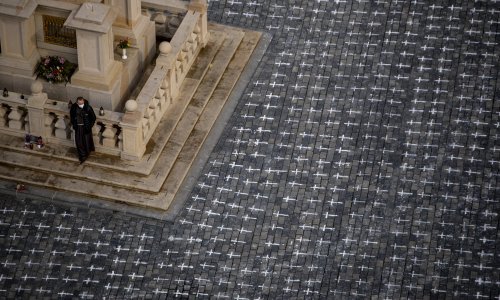 Teško stanje u Europi: Neke zemlje imaju rekordne brojke mrtvih, druge se zatvaraju kao nikad dosad