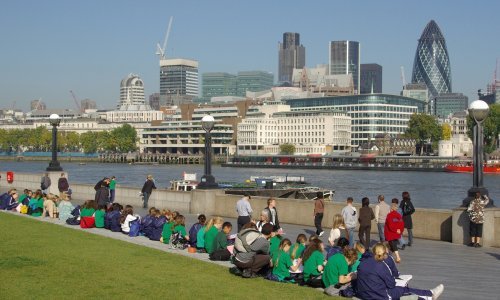 Ranije od najavljenog: Britanija od kolovoza namjerava početi cijepiti djecu