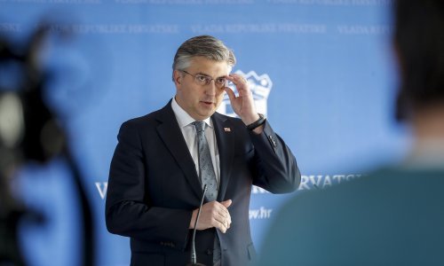 Plenković poručio da cjepivo više nije problem, nesporazumi u koaliciji nisu tema, a o zakonu po kojemu je Mamić mogao otići u BiH kaže: Ako je problem alat, nabavit ćemo bolje alate