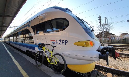 Europarlamentarci definirali nova pravila u slučaju kašnjenja i otkazivanja vlaka; odredili i kako će se putovati s biciklom