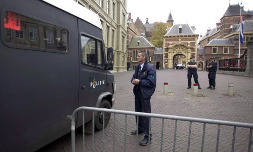 Nizozemska policija zatvorila područje oko parlamenta zbog prijetnje bombom