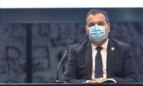 Beroš: U skladu s mogućnostima proračuna odredit će se novac za bolnice i ljekarne kako bi mogle plaćati dugove veledrogerijama