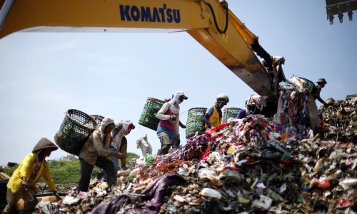 Opasnost vreba iz plastike: Znanstvenici otkrili zbog čega su penisi sve manji, a kvaliteta spermija sve lošija