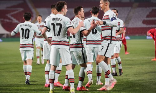 Veliko iznenađenje u skupini u kojoj je Hrvatska, a to je i upozorenje za Dalićeve izabranike; Srbi se vratili iz ponora protiv Portugala, a pomogli im i suci