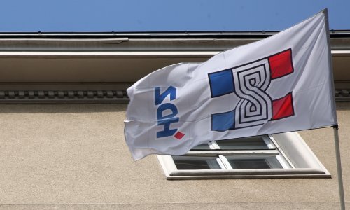 HDZ oštro: Grbin i Ahmetović su trbuhozborci koji na daljinski ponavljaju Milanovićeve uvrede i divljaštvo