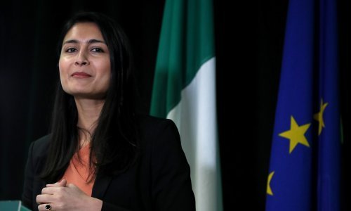 Svjetski ekonomski forum: Žene će postići jednakost s muškarcima tek sredinom sljedećeg stoljeća jer ih pandemija najviše pogađa