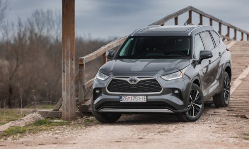 [FOTO/VIDEO] Ovo je Toyota Highlander Hybrid: Veliki i robusni SUV sa sedam sjedala prvi put dostupan u Hrvatskoj