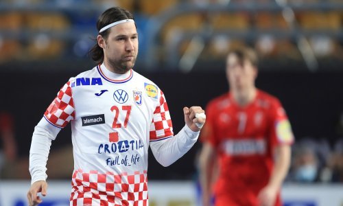 Hrvati vukli Vardar golovima, ali Veszprem je ipak bio prejak; Ivan Ćupić zabio devet komada, no ni to nije pomoglo